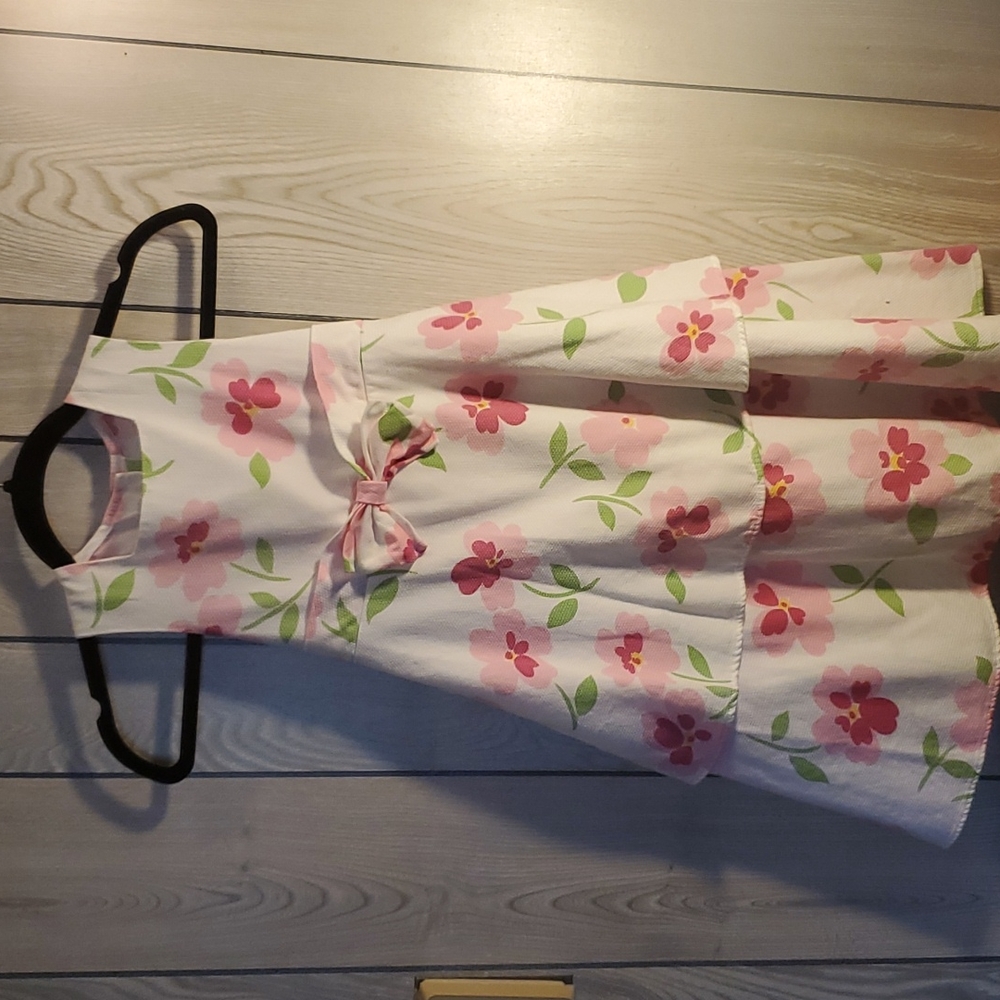 Little girls dress